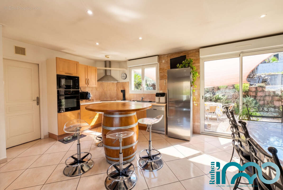 Maison 160 m² à Firmi  - photo 4