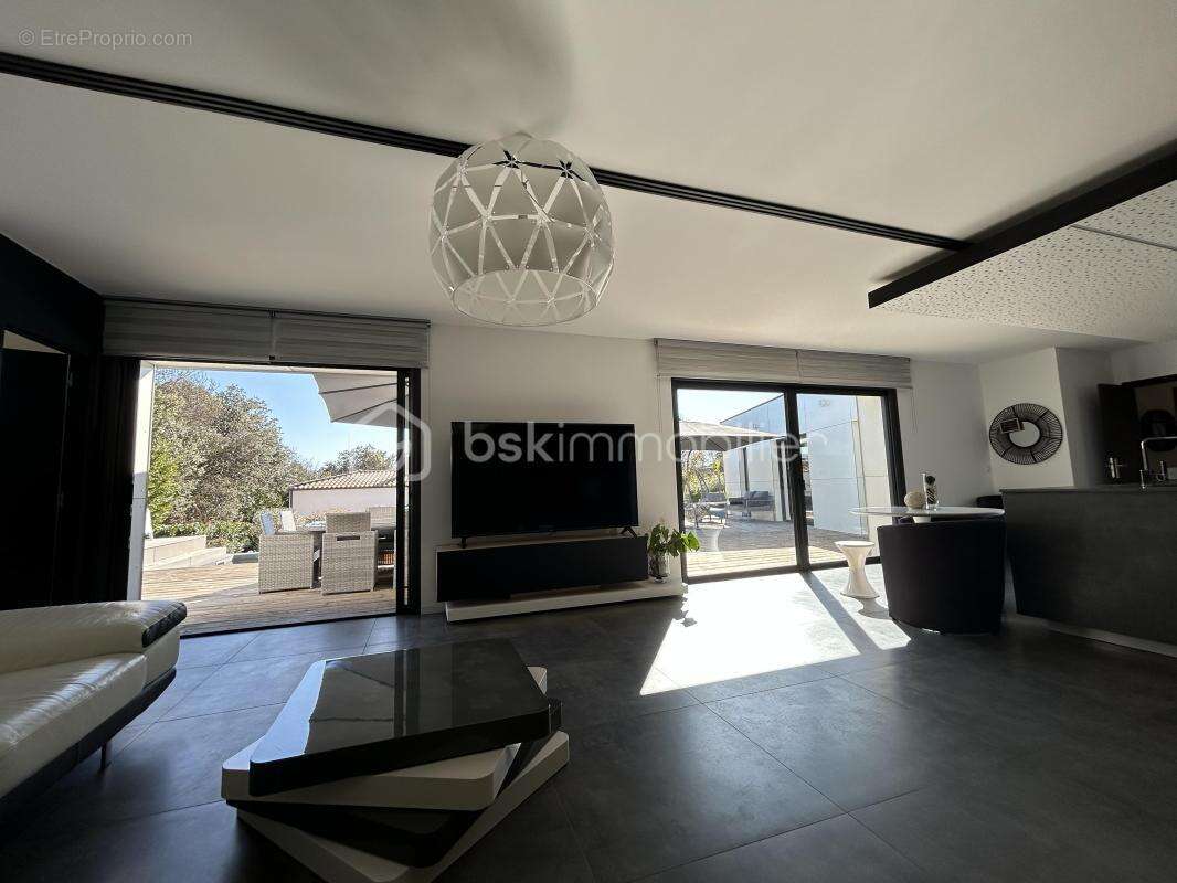 Maison à CAUSSE-DE-LA-SELLE