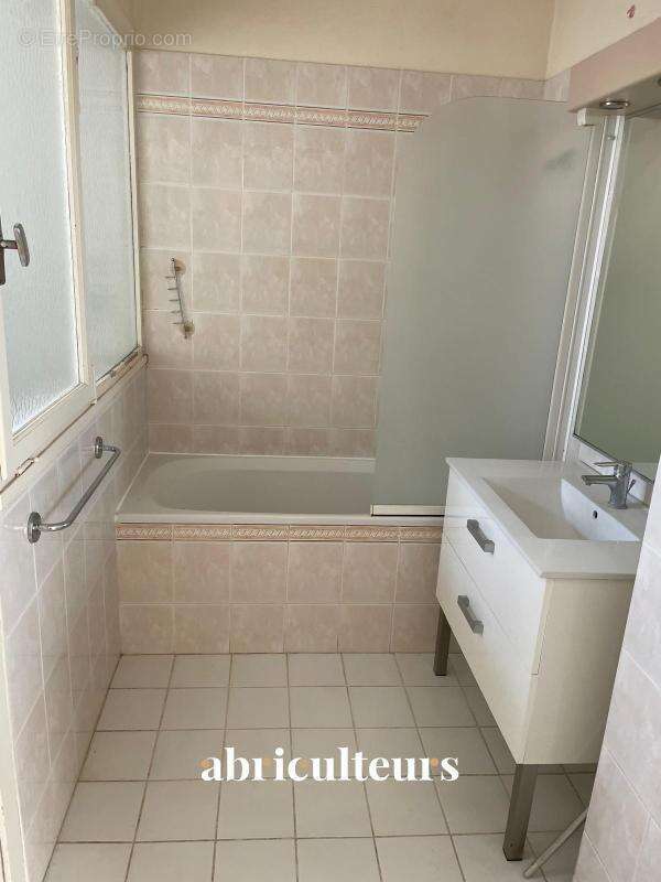 Appartement à COGNAC