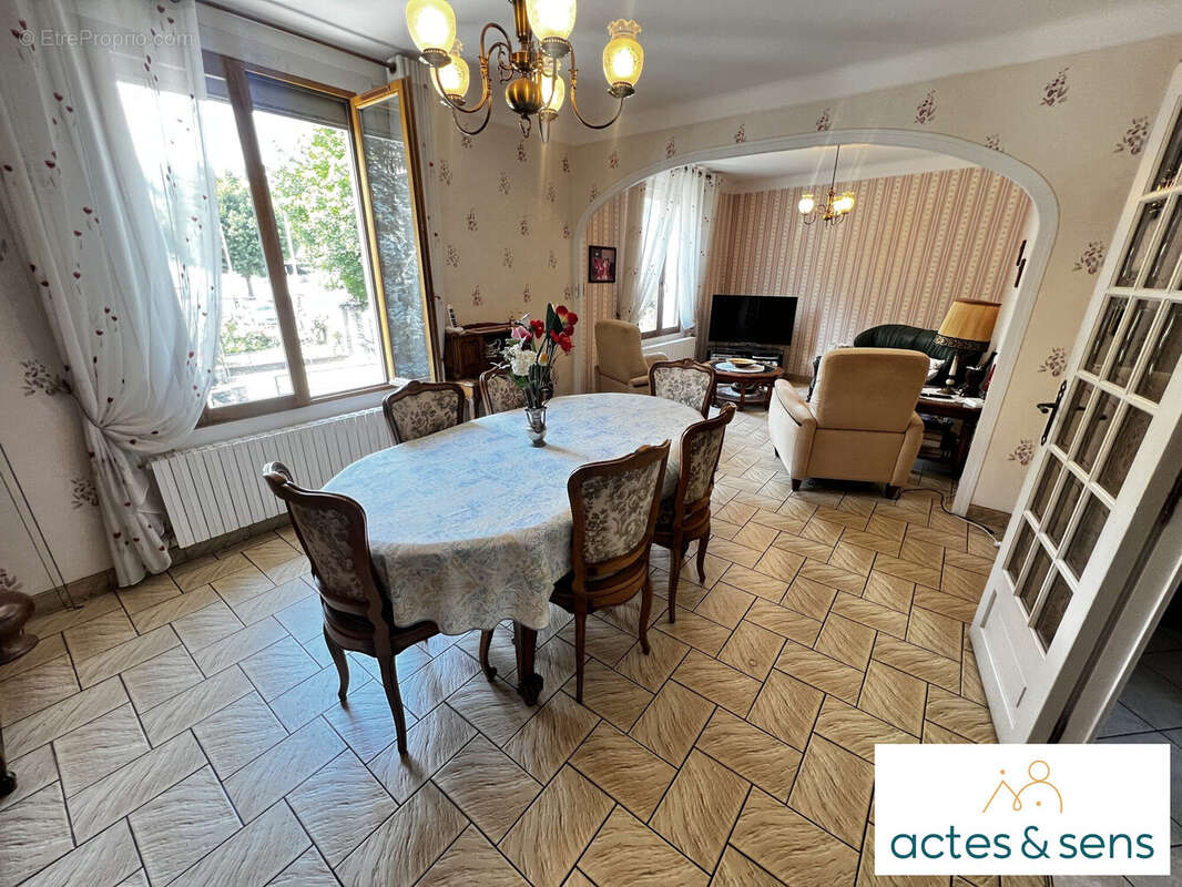 Appartement à SAINT-JEAN-DE-MAURIENNE