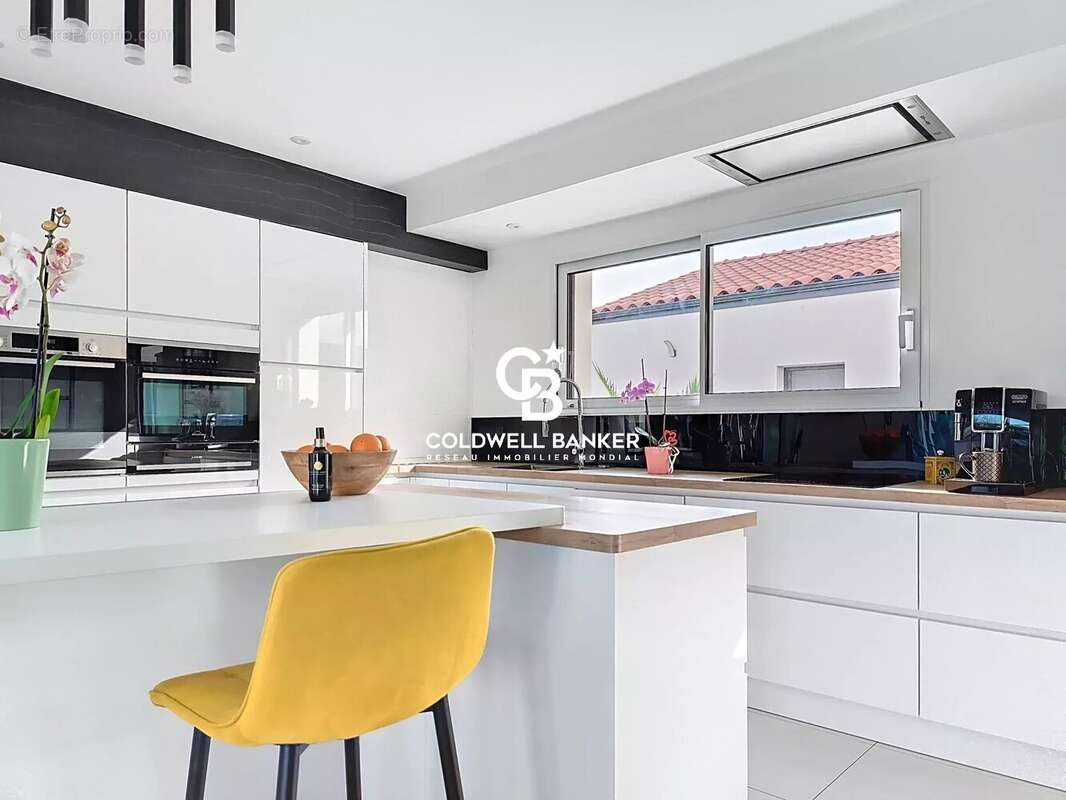 Maison à TALMONT-SAINT-HILAIRE