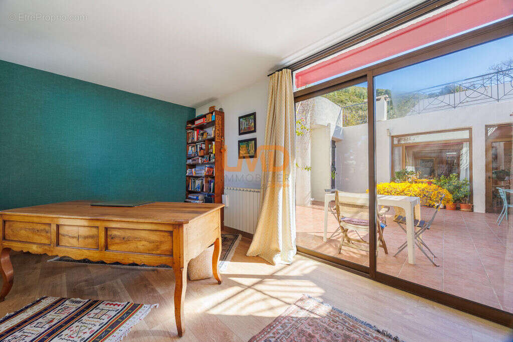 Maison à MARSEILLE-9E