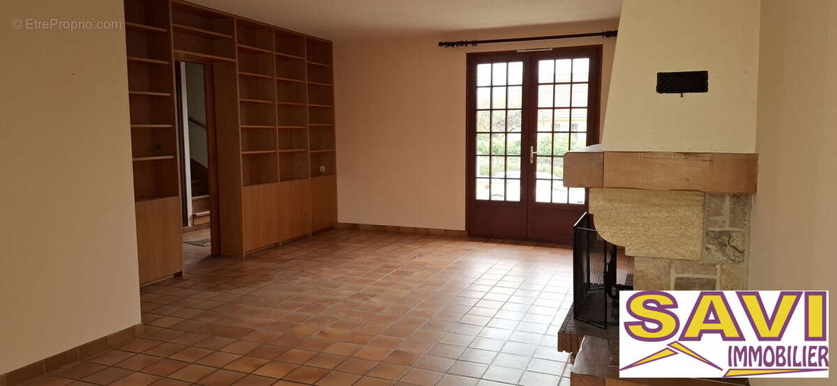 Maison à FERRIERES-EN-GATINAIS