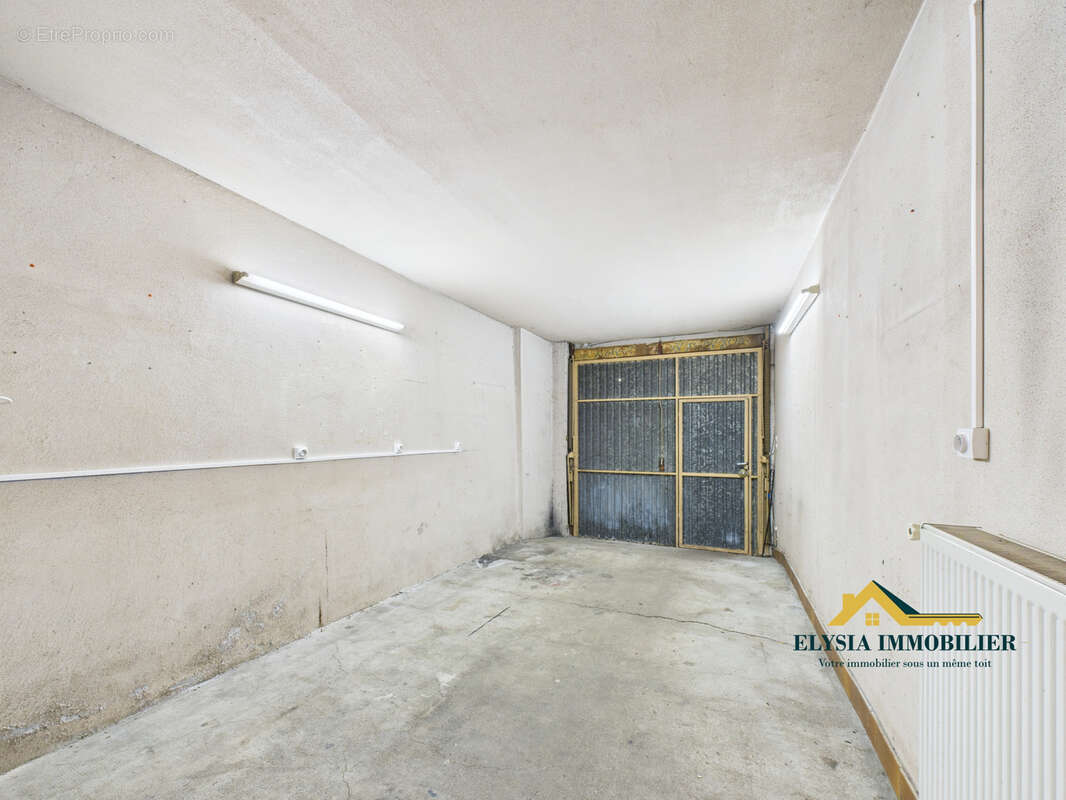 Maison à BAYONVILLE-SUR-MAD