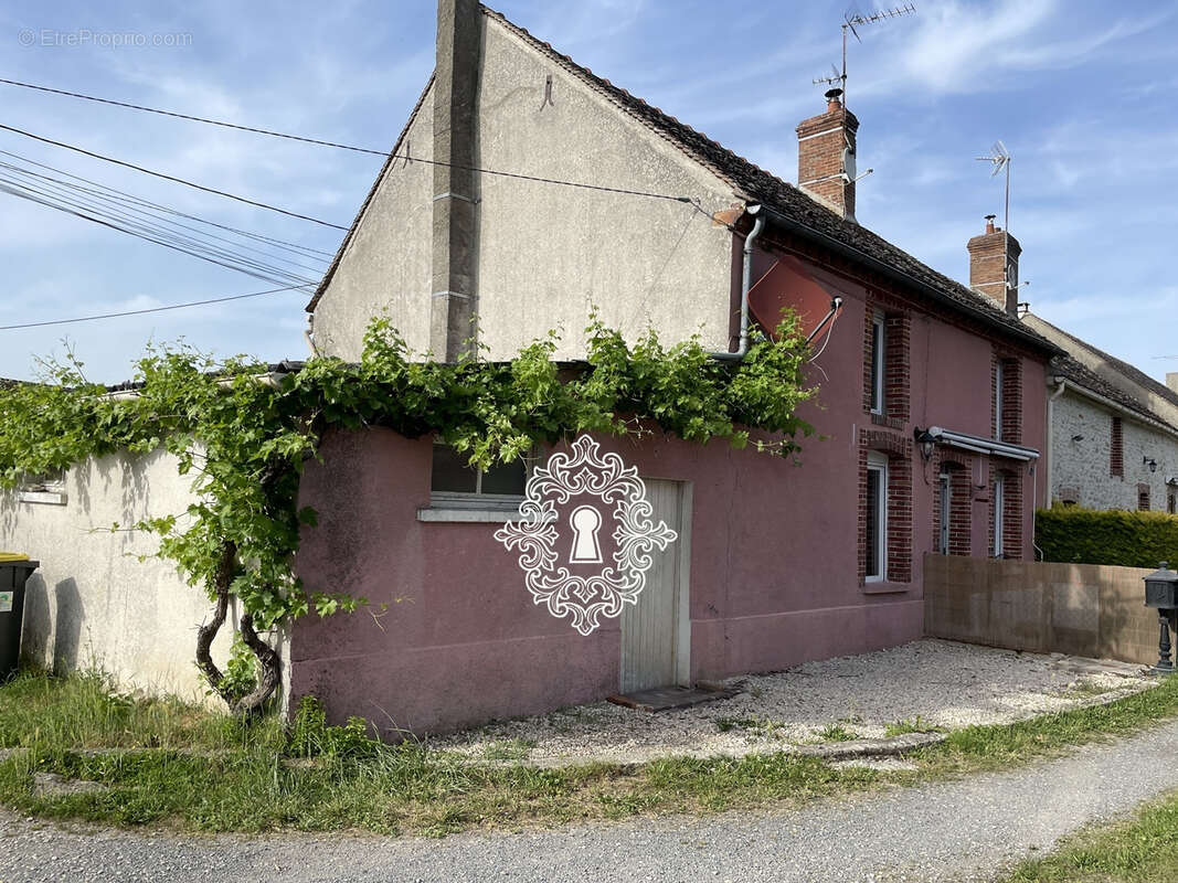Maison à SAVINS