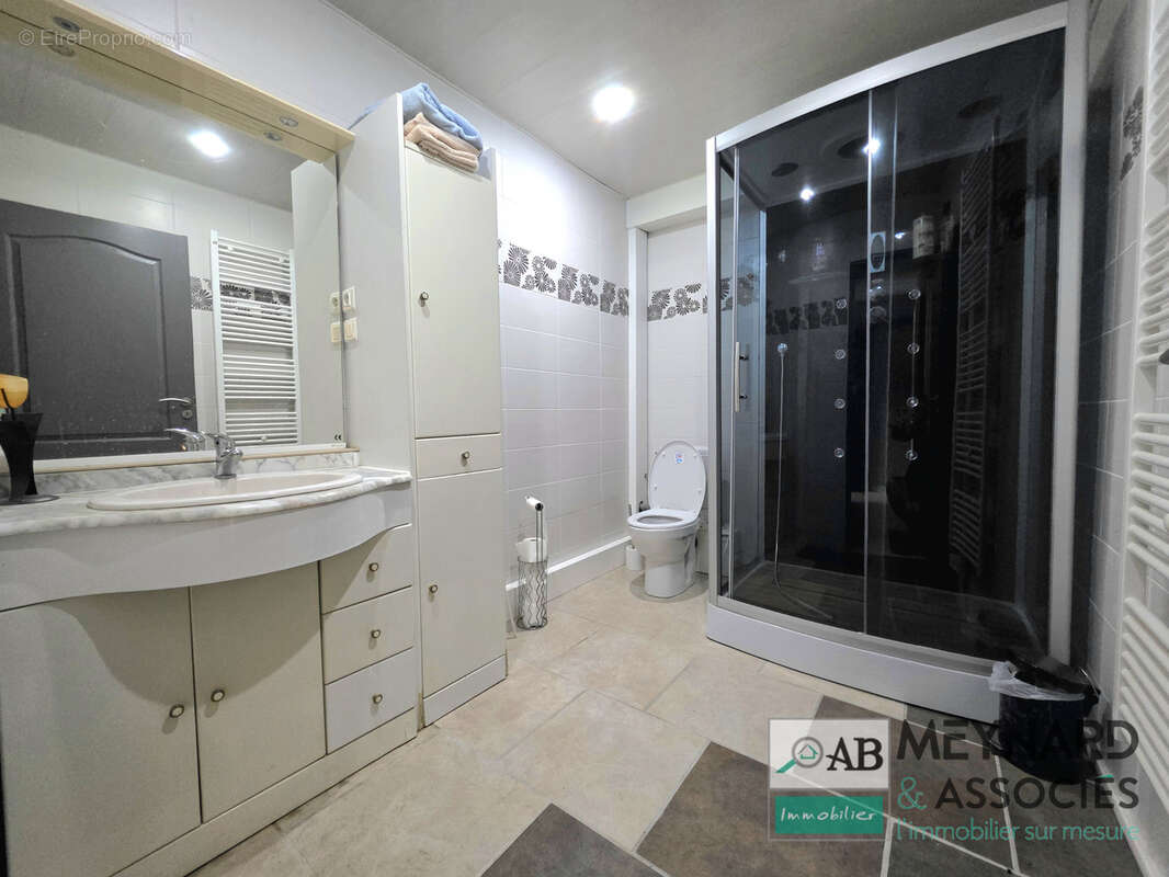 Pézarches   Maison à vendre familiale 273 m2 avec espace bien-être et sous-sol total - photo 13