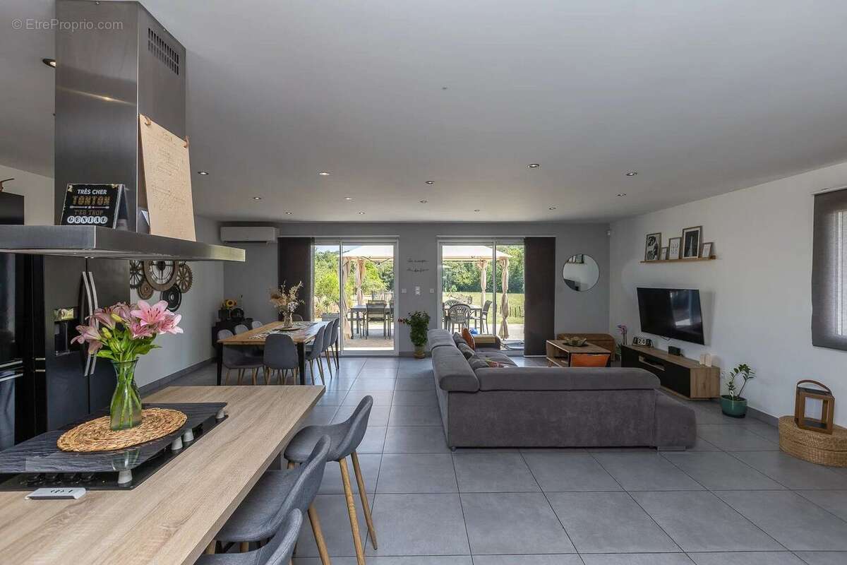 Vente Maison Arandon-passins(38510) 320 000ï¿œ - photo 5