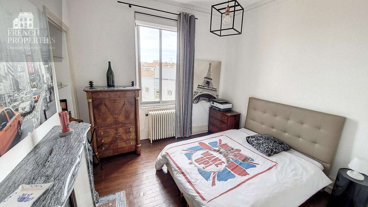 Appartement duplex style haussmannien T5 de 137.05M2 + 2 caves et terrasse et balcons- Bld Clémenceau  5 pièce(s) 135.79 m2 - photo 9