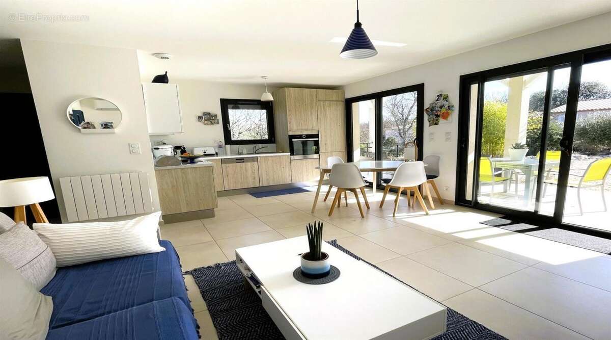 Rare à Méjannes-le-Clap : Villa Contemporaine Plain-Pied (DPE A) avec dépendance et piscine - photo 8