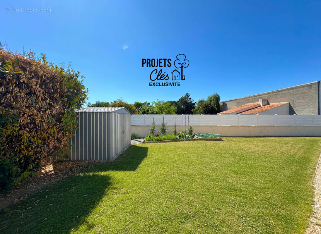 Maison à BEAULIEU-SOUS-LA-ROCHE