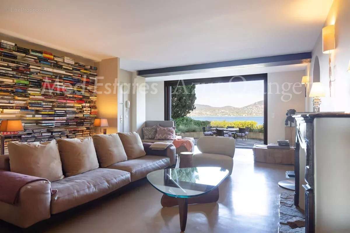 Appartement à SAINT-TROPEZ