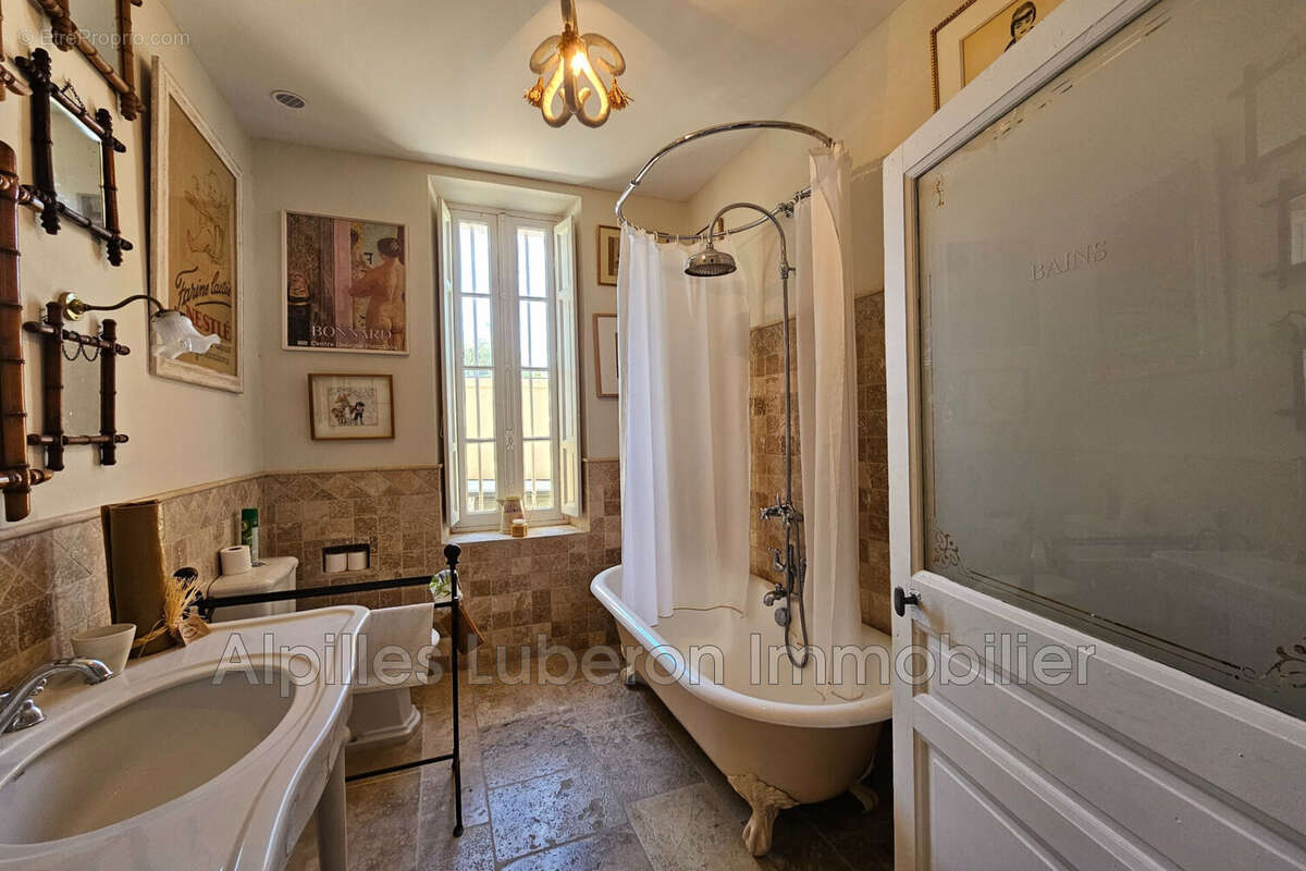 Maison à EYGALIERES