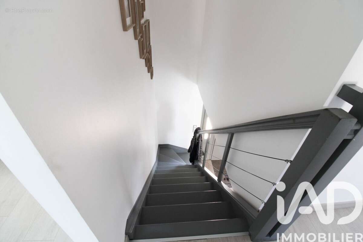 Photo 9 - Maison à VERNEUIL-SUR-SEINE