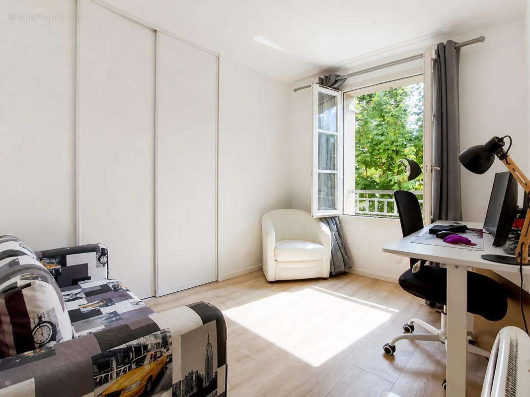 Maison de 7 pièces de 116 m² à Ennery - photo 9