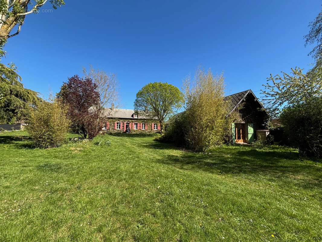 Maison à LA FORET-DU-PARC