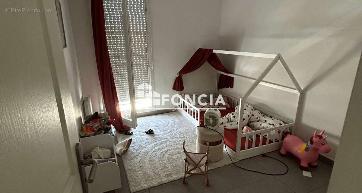 Appartement à MARSEILLE-12E