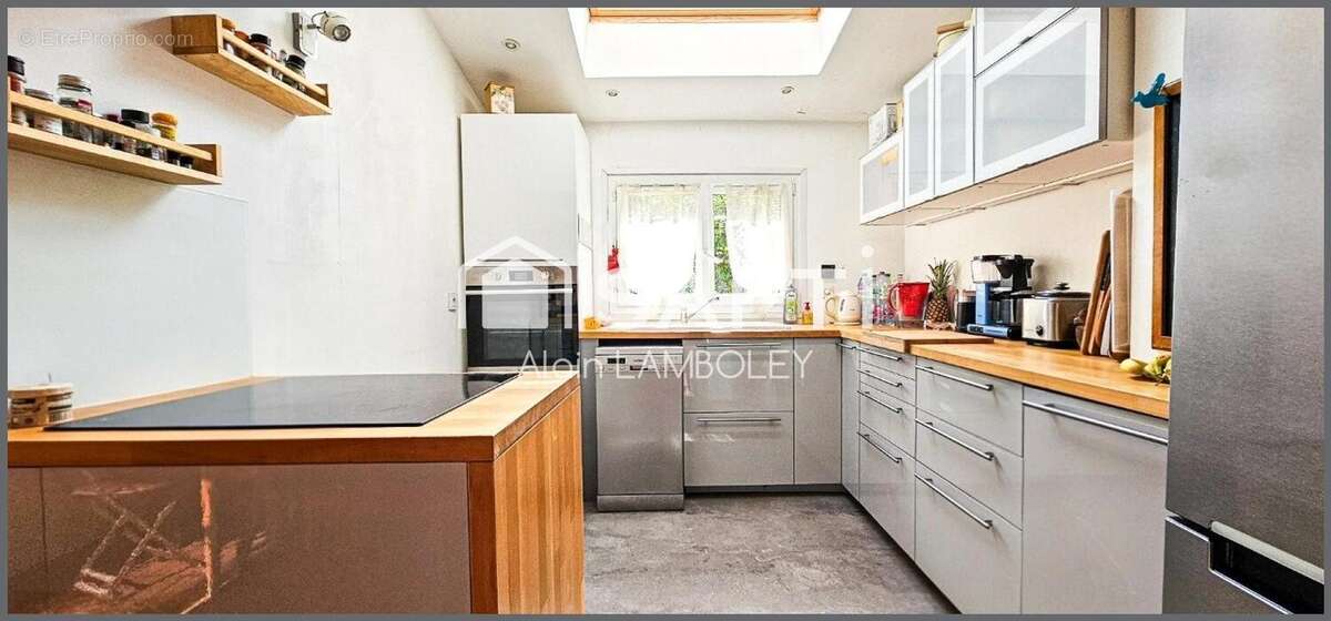 Photo 4 - Maison à SAINT-MAXIMIN-LA-SAINTE-BAUME