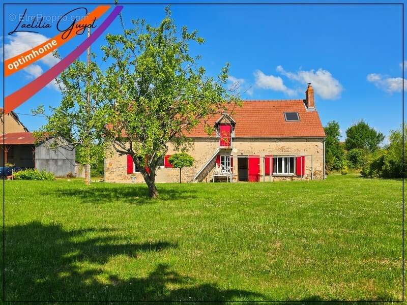 Plain-pied rénové avec grand séjour – Proche Moulins - photo 2