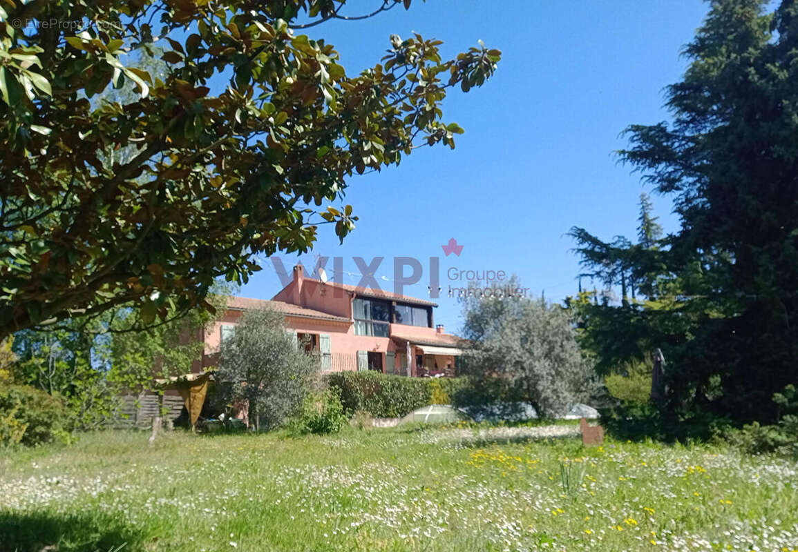 A vendre maison  avec terrain de 5000m²  (26120) - photo 2
