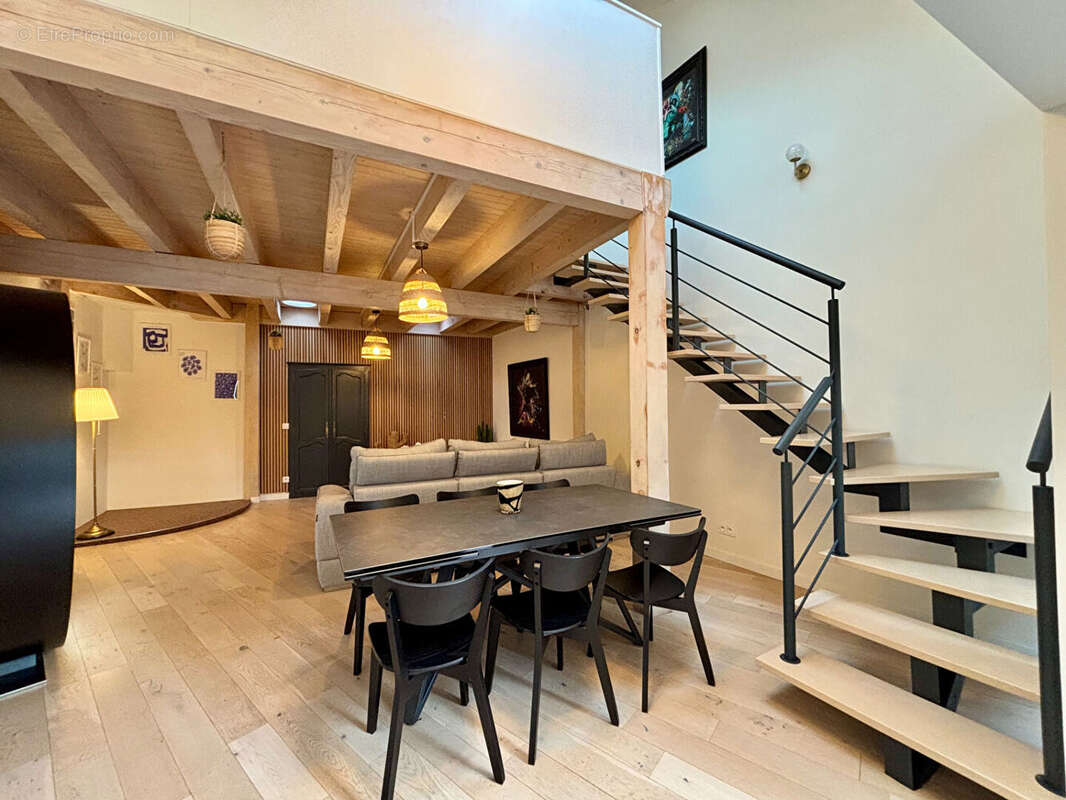 Duplex contemporain dans maison de village - photo 3