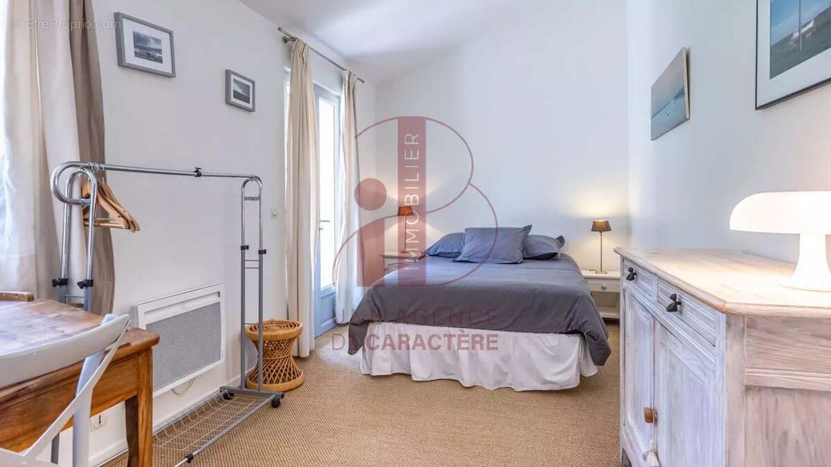 Maison à FONTAINEBLEAU