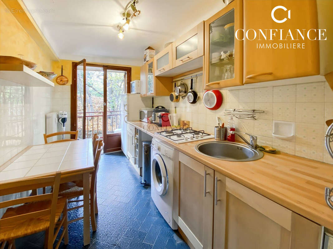 Appartement à SAINT-ETIENNE-DE-TINEE