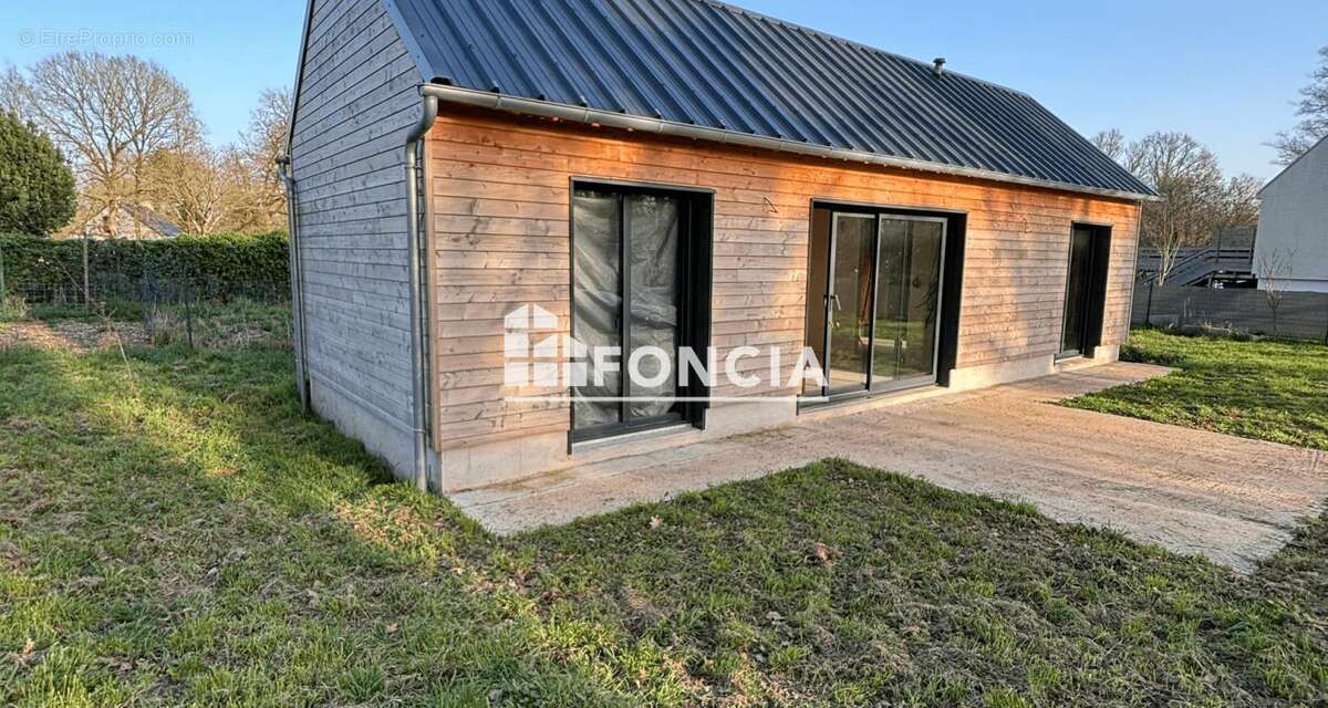 Maison à LA GACILLY