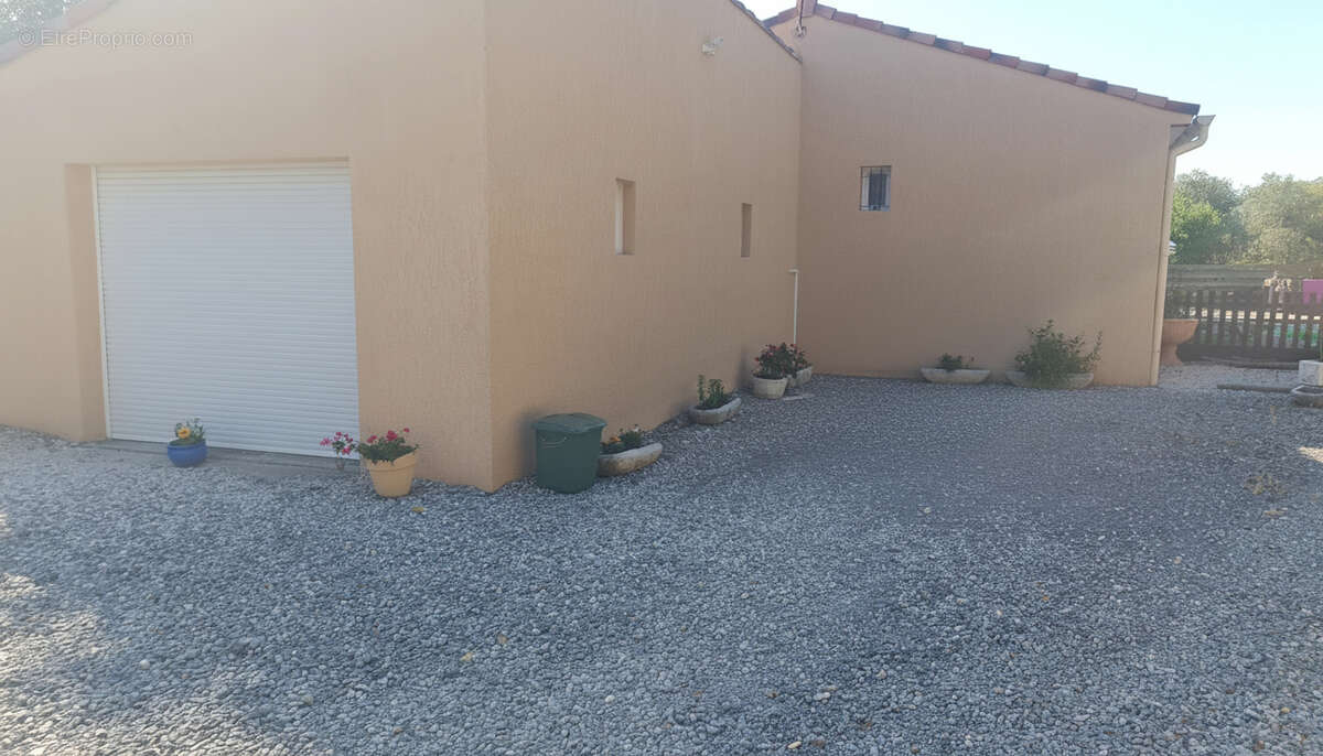 Maison à QUISSAC
