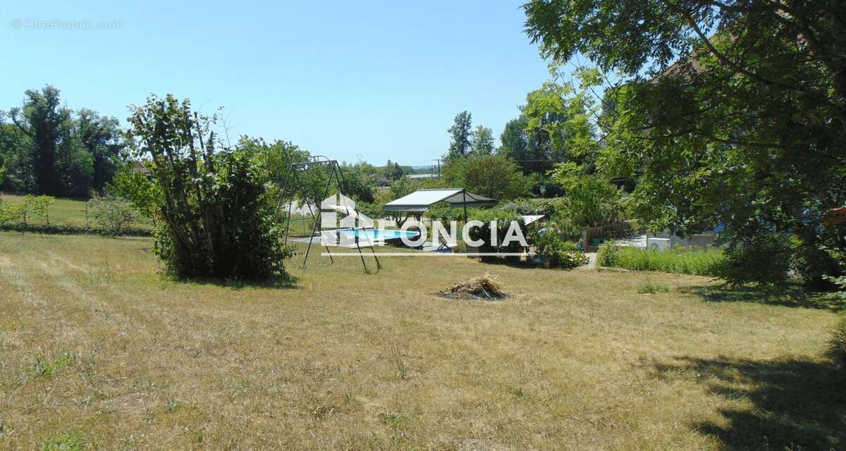 Exclusivite foncia - champagneux - maison de caractère de 1927 - photo 2