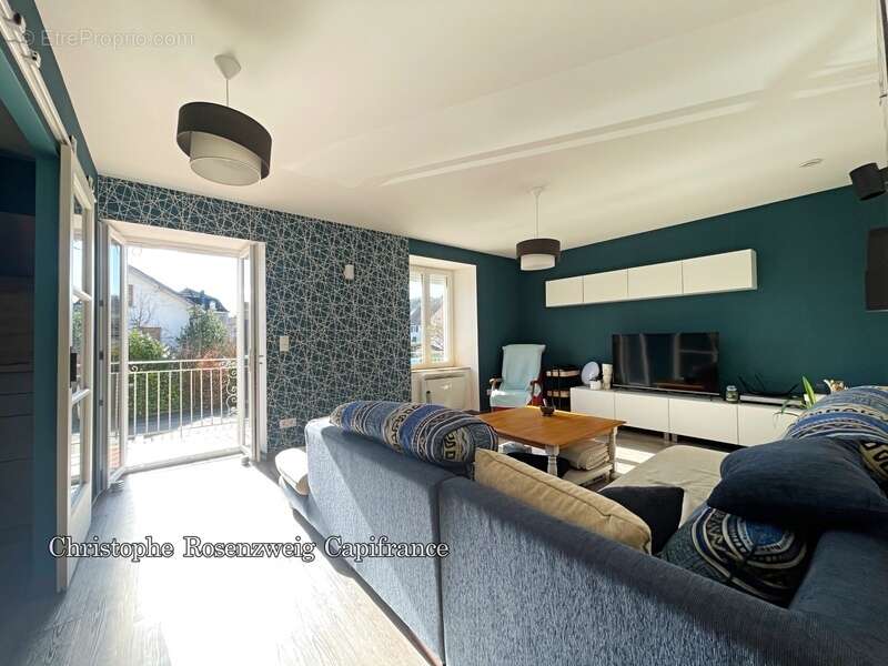 Maison T6 de 140 m2 plus Annexe de 55 m2 - photo 3