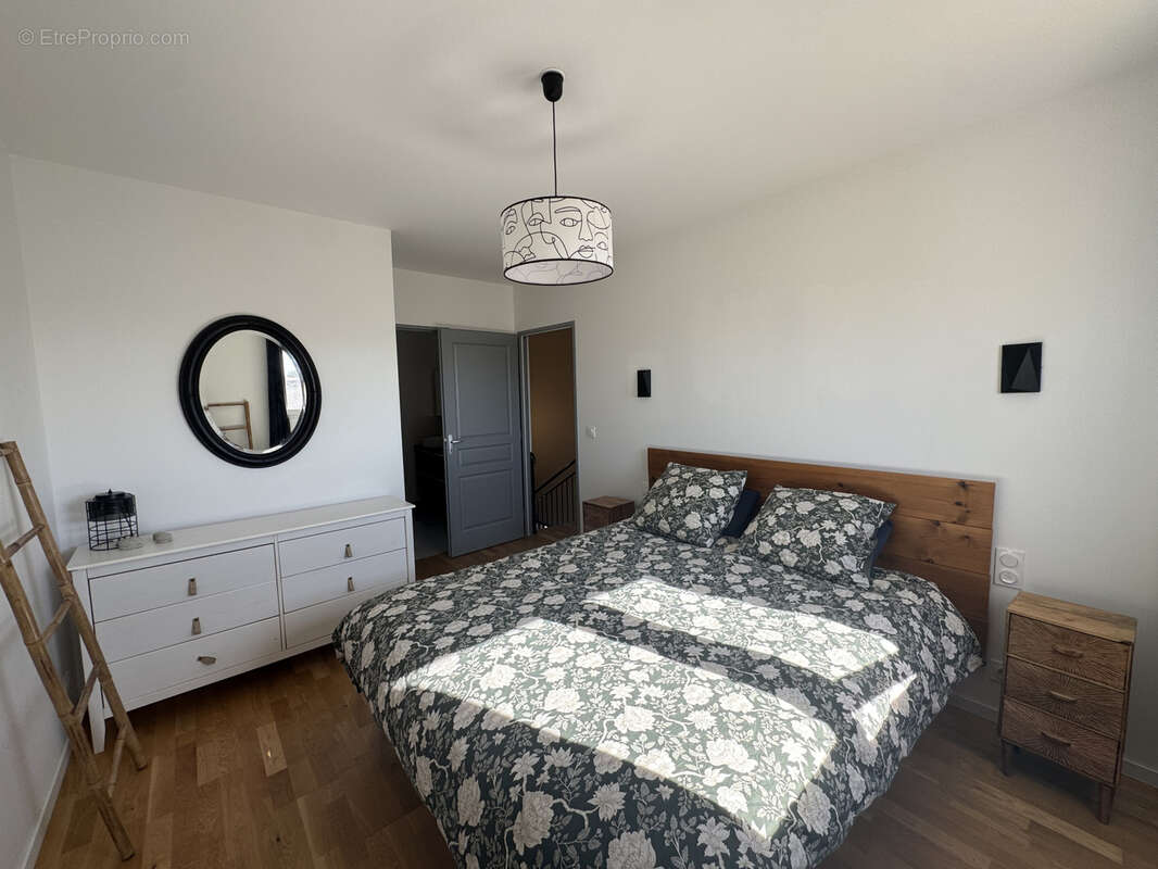 Appartement à COURSAN