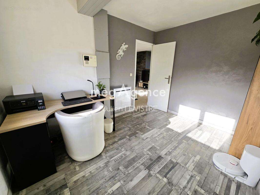 Maison à SAINT-GEORGES-SUR-EURE