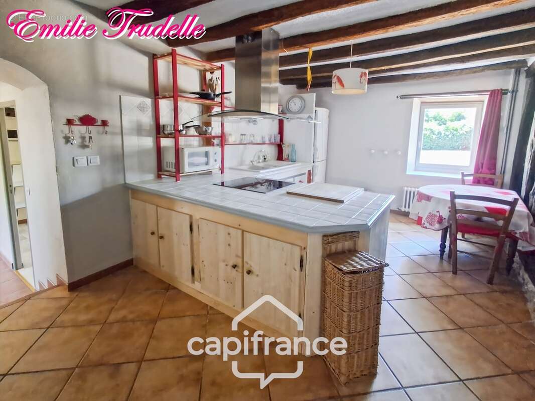  Longère de caractère du XVe siècle à vendre 5 pièces NUILLE LE JALAIS (72)  – 105 m²- 3ch – Terrain de 1 823 m² - photo 18