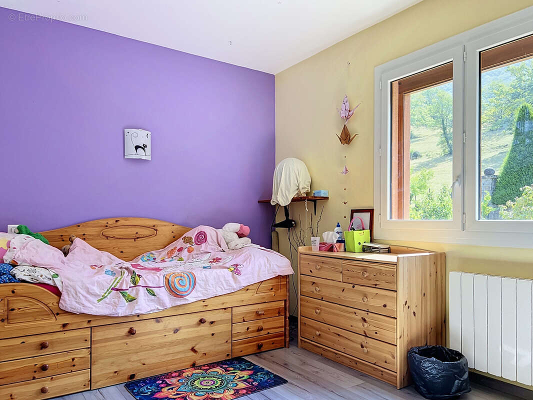 Curienne - Maison - Terrain 1 170 m2 - photo 15