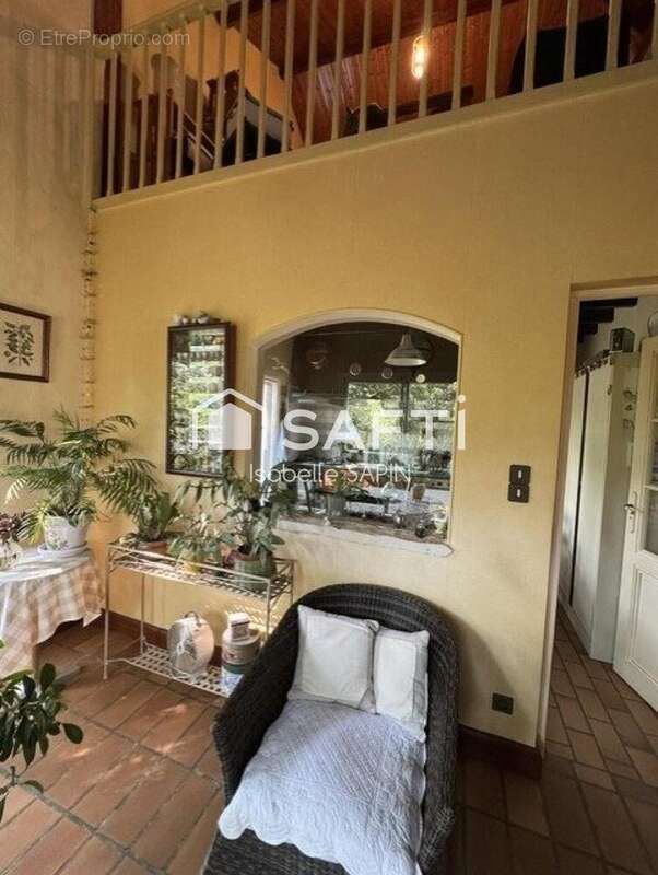 Maison 163 m² à Quincay  - photo 6