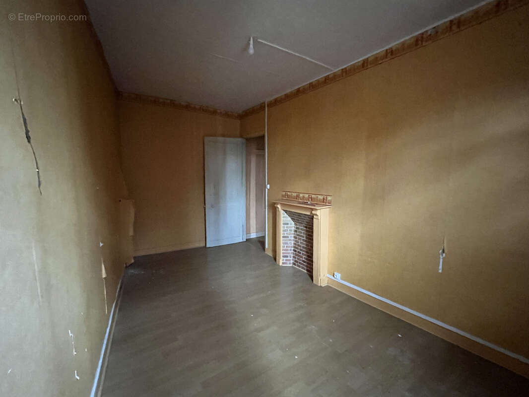Maison   centre ville blangy sur bresle a restaurer - photo 10