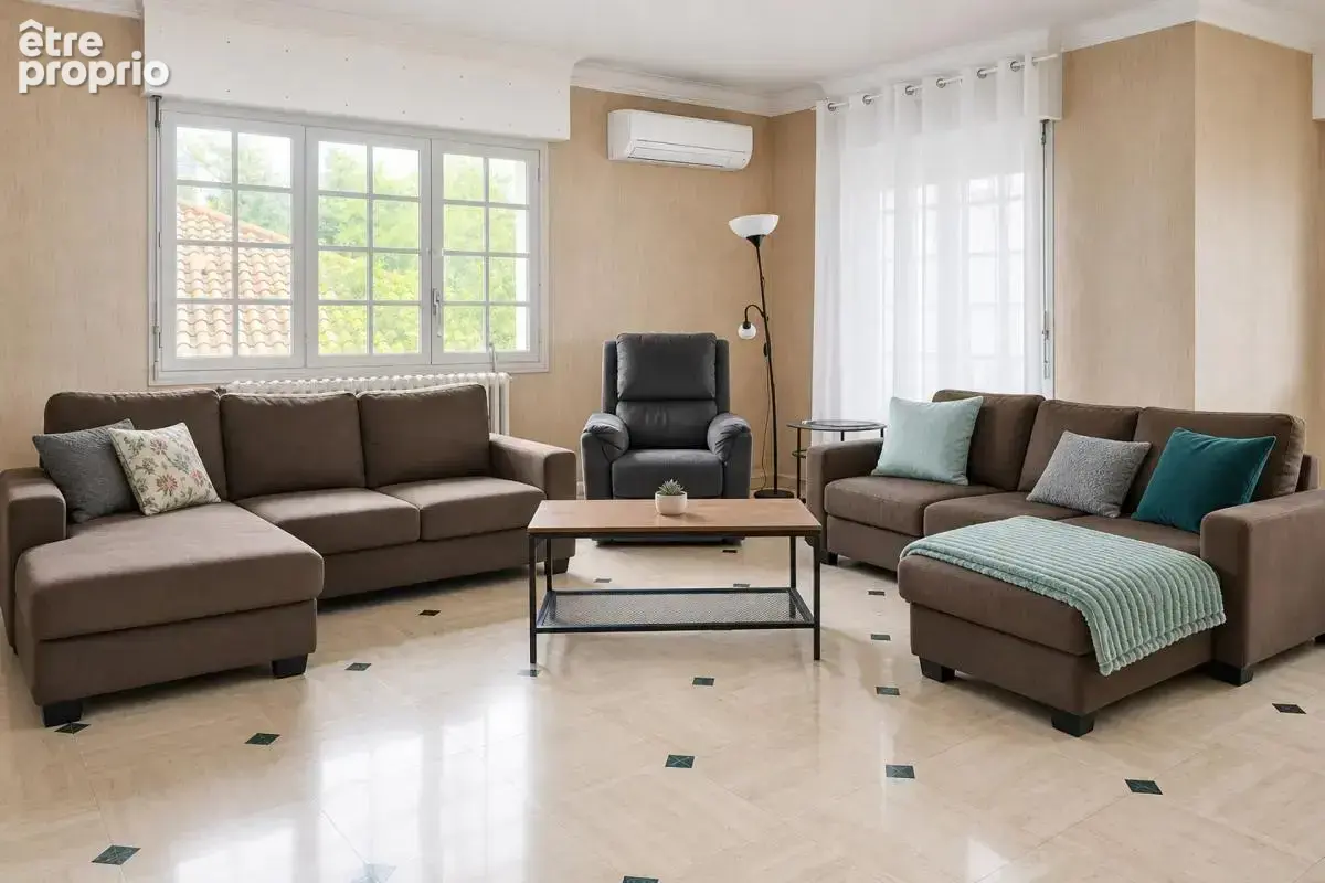 Maison de 7 pièces de 252 m² à Pineuilh - photo 2