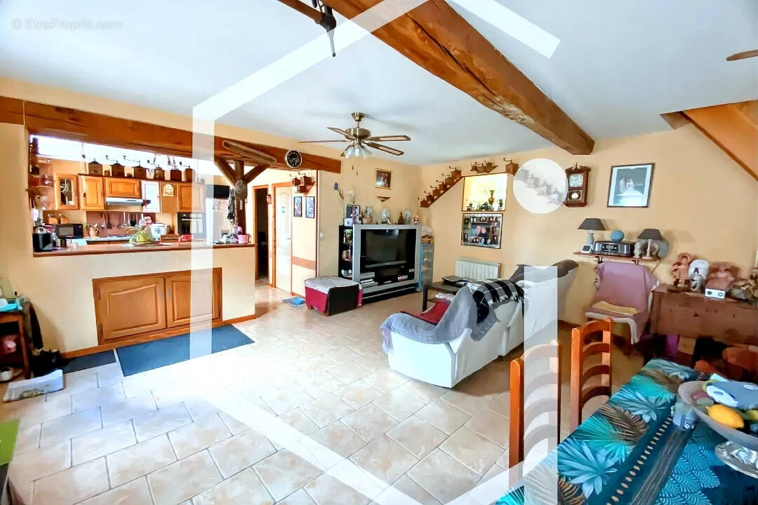 Maison à COSNE-COURS-SUR-LOIRE