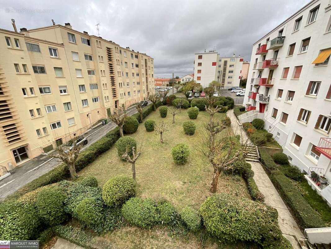 Appartement à BEZIERS