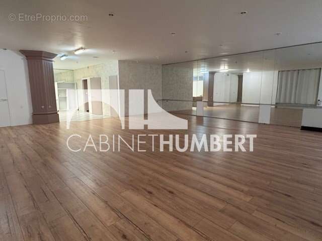 Commerce à SAINT-ETIENNE