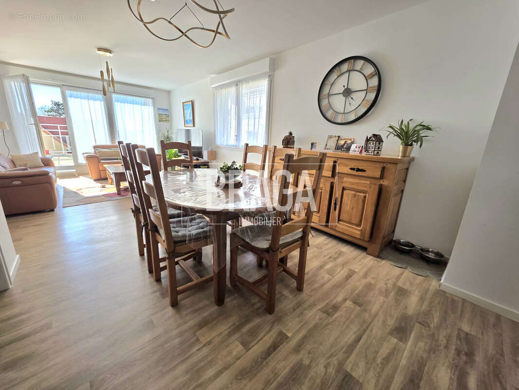 Appartement à SAINT-MARTIN-BOULOGNE