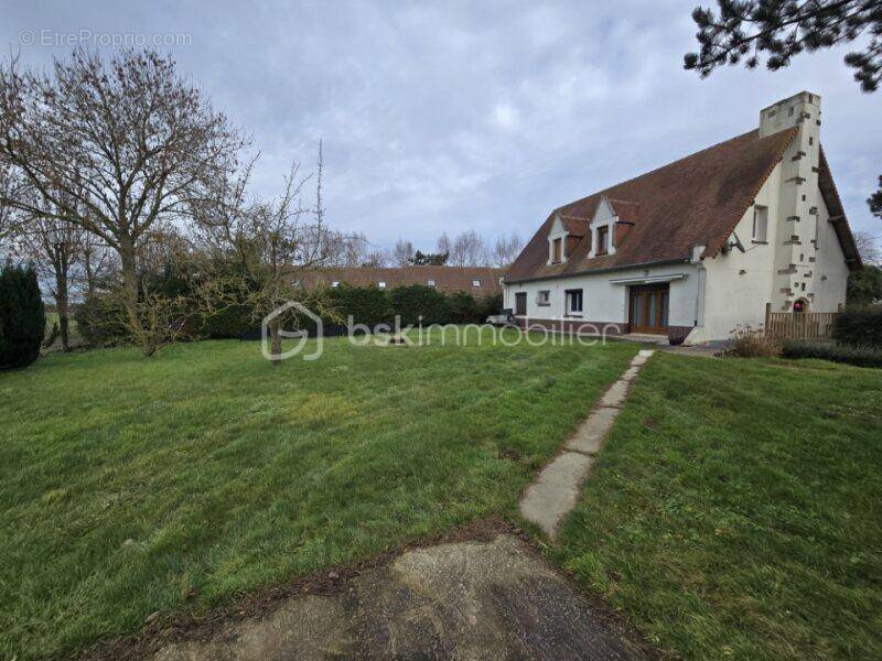 Maison à FRIVILLE-ESCARBOTIN