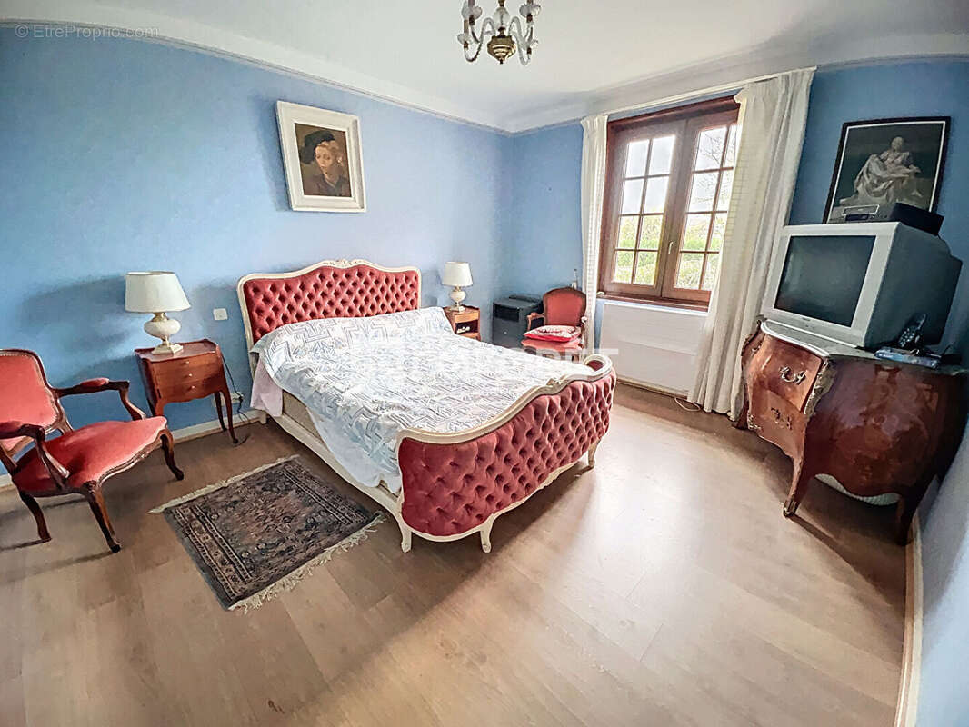 Maison à SAINT-JEAN-SUR-VEYLE