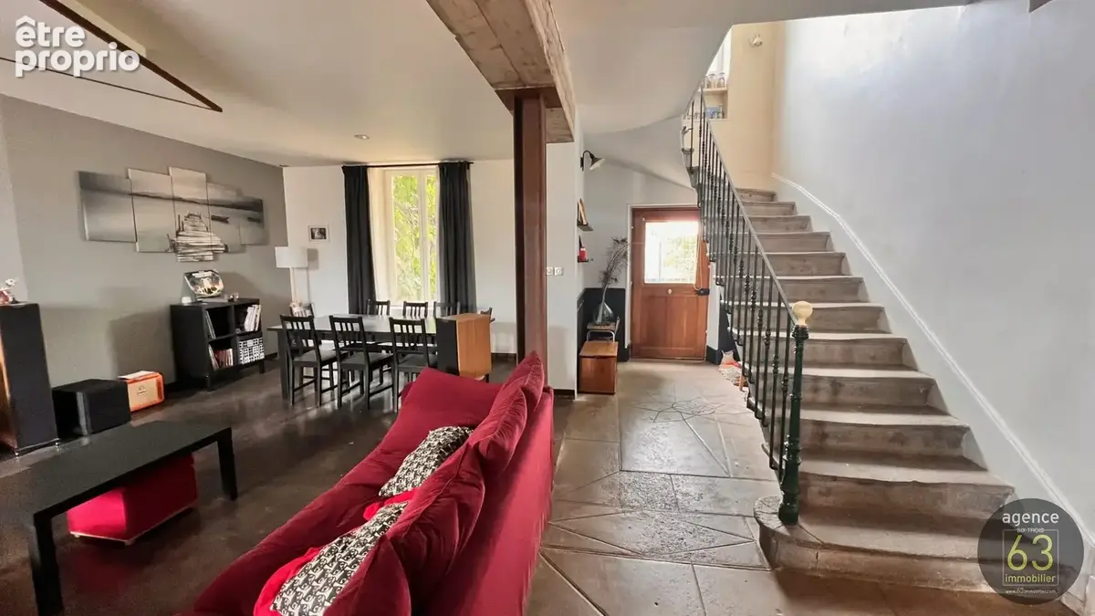 Maison 6 pièces 261 m² à vendre à Saint-Germain-Lembron (63340) - photo 4