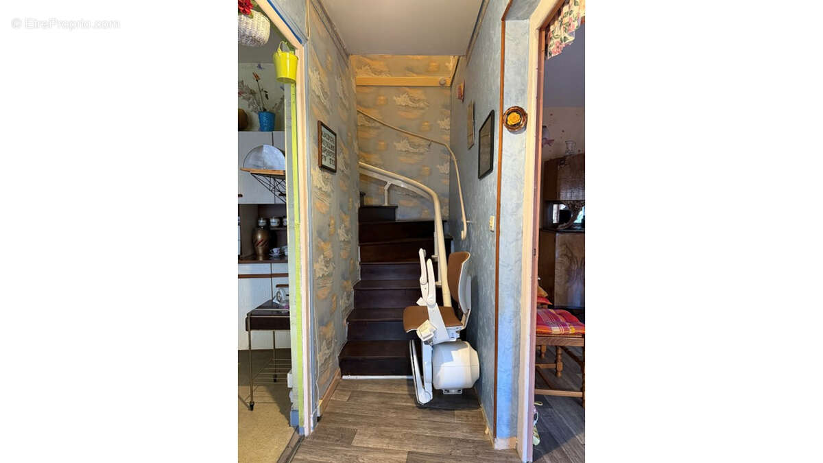 Maison à SAINT-GERMAIN-LAVAL