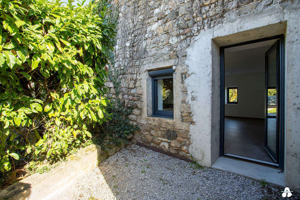 Maison à ARTHAZ-PONT-NOTRE-DAME