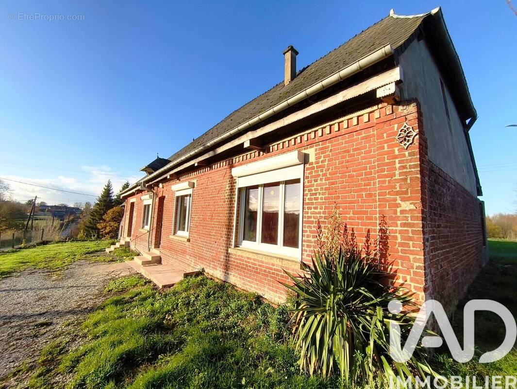 Photo 1 - Maison à LANDOUZY-LA-VILLE