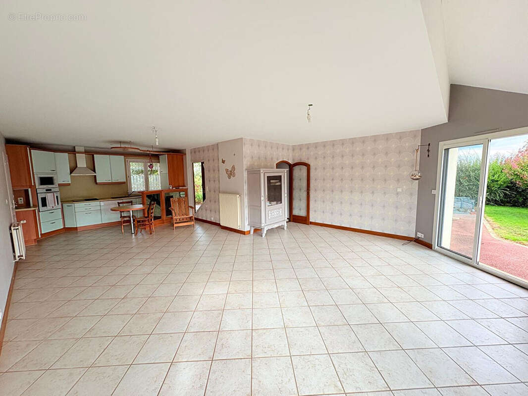 Maison à MARTIGNE-SUR-MAYENNE