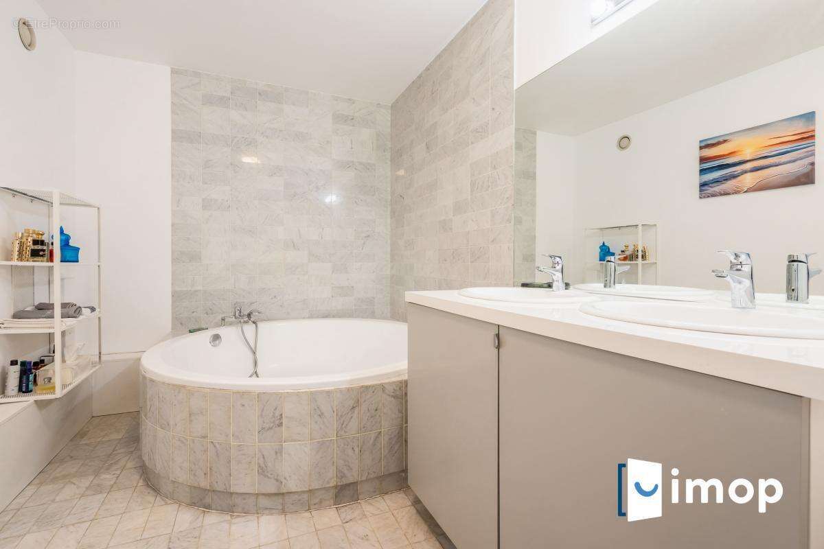 Appartement à PARIS-13E