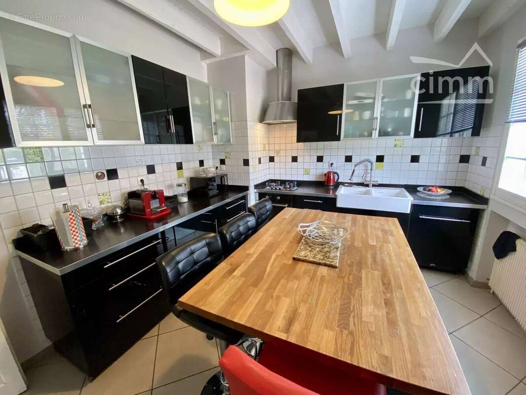 Maison à ROCHE-LA-MOLIERE